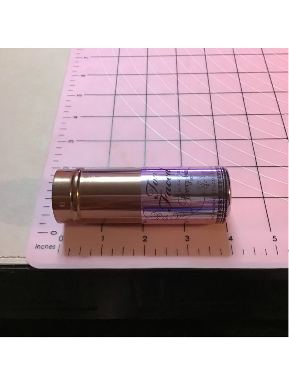 Too Faced Retractable Bronze-Buki Brush Silver Pink Gold